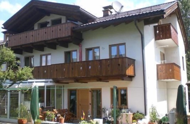 Holiday apartment Garmisch-Partenkirchen for 1 - 5 persons with 2 bedrooms - Holiday apartment