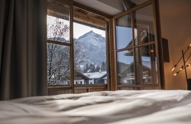 Holiday house "The 14" with sauna in Garmisch-Partenkirchen