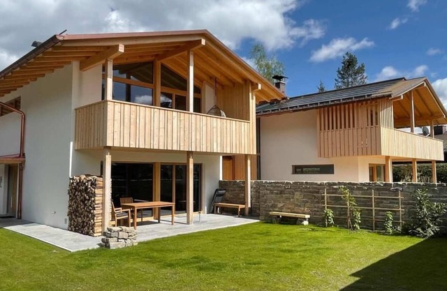 Holiday apartment "h9 Tal" in Garmisch-Partenkirchen