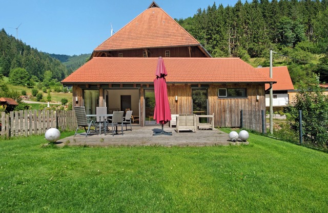 Holiday Home 'Steinenbachhäusle' with Mountain View, Shared Terrace and Wi-Fi