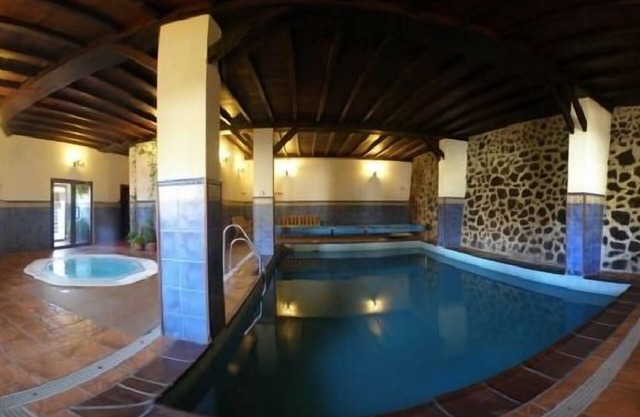 Holiday cottages Casas Blancas for 4 people