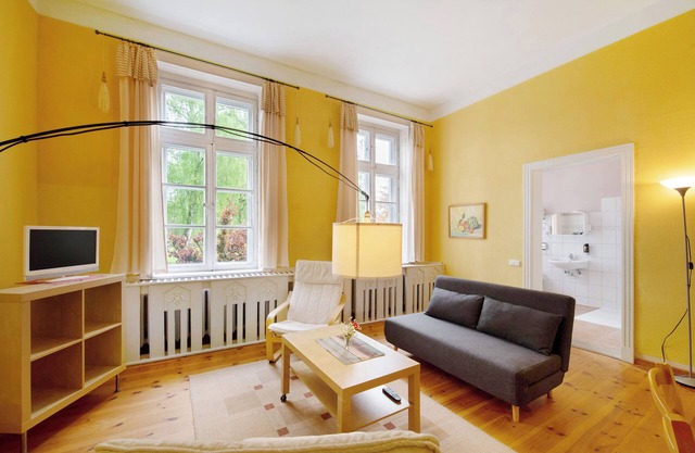 Holiday flat 'Holiday flat 1 - barrier-free' with communal garden