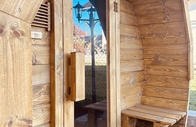 Holiday flat "Marianne" with mountain view, roof terrace, wooden barrel sauna and WLAN