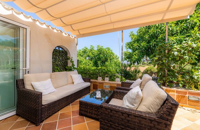 Holiday Home Casa del Mar 37 with Sea & Mountain View, Garden & Wi-Fi