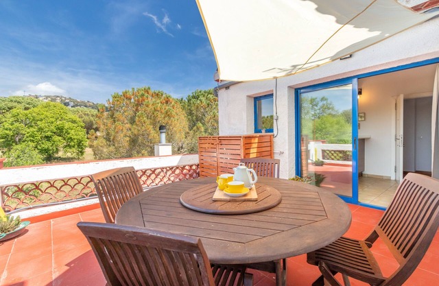 Holiday Home 'Mas Tinus - Palmera' with Private Terrace and Wi-Fi