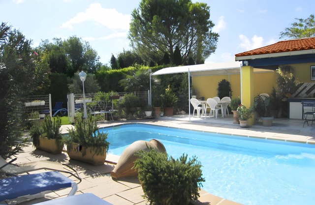 Holiday Home 'Havre De Paix' with Wi-Fi and Air Conditioning