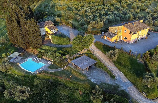 Holiday house Montelupo Fiorentino for 1 - 17 persons with 8 bedrooms - Holiday house