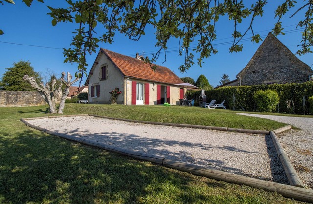 Holiday Home 'Gîte La Salamandre' with Private Outdoor Area