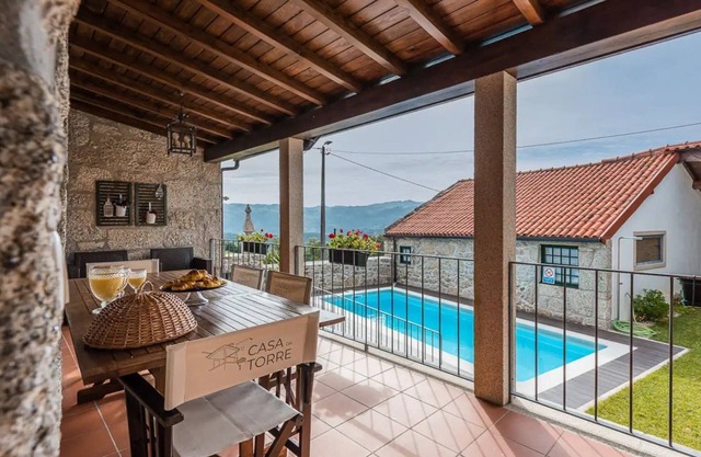 Holiday Home 'Casa Torre - Paraíso Norte Portugal' with Mountain View, Wi-Fi and Air Conditioning
