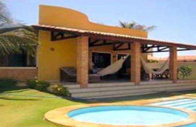 Holiday home 03 suites in Porto das dunas