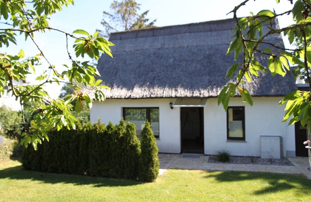 Holiday Home '1' with Private Terrace, Shared Garden and Wi-Fi