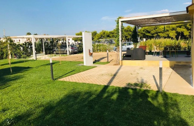 HOLIDAY HOME 400 MT FROM THE SEA AND 1 KM FROM THE CENTER - OASIS WITH GARDEN AND SPA -