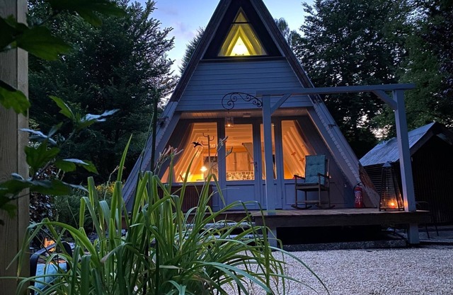 Holiday Home 'Am Waldrand' with Private Terrace, Private Garden and Wi-Fi
