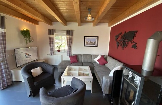 Holiday home anchorage