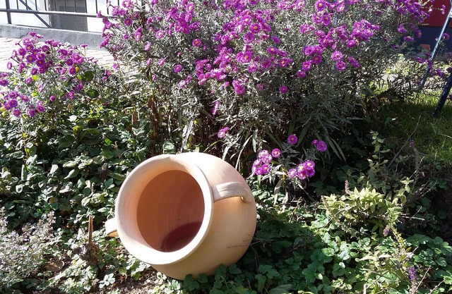 Holiday Home 'Annersder-in-Kassel' with Private Terrace, Private Garden and Wi-Fi