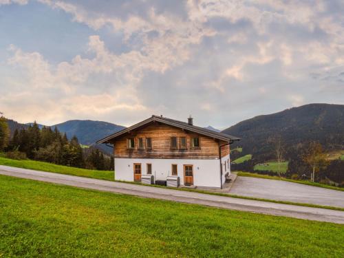 Holiday Home Auer-1 by Interhome