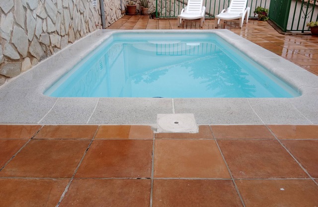 Holiday Home 'Batalla Navas de Tolosa' with Mountain View, Pool & Wi-Fi
