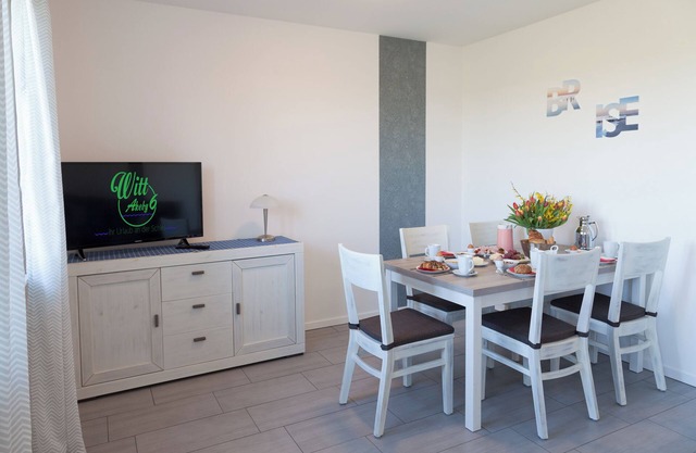 Holiday Home 'Brise' with Private Terrace, Shared Garden and Wi-Fi