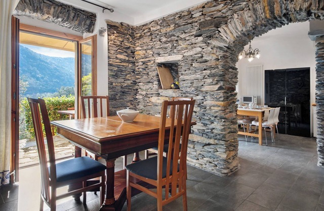 Holiday Home 'Ca' Du Re' with View Over the Hills, Private Garden and Air Conditioning