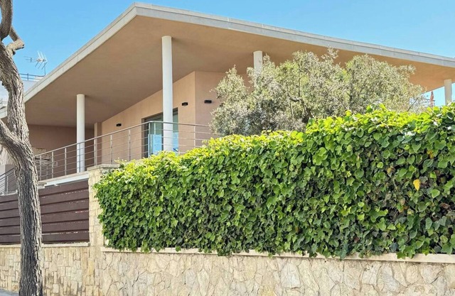 Holiday Home 'Cala Estancia' with Private Terrace, Wi-Fi and Air Conditioning