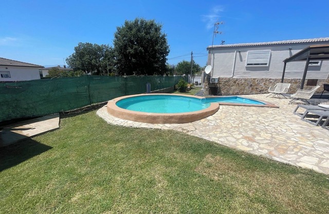 Holiday Home 'Can Dennis' with Private Pool, Wi-Fi and Air Conditioning