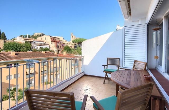 Holiday Home 'Can Quintaneta' with Private Terrace, Balcony and Wi-Fi