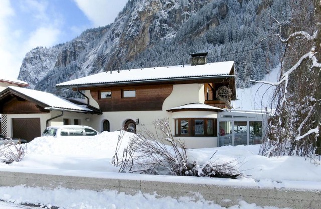 Holiday Home Carmen - MHO482