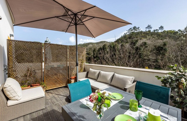 Holiday Home 'Casa Alva - Estúdio Laranja' with Wi-Fi and Air Conditioning