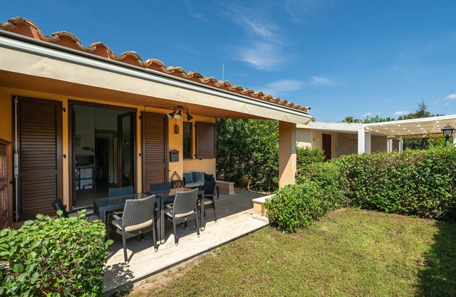 Holiday Home Casa Cò with Sea View, Garden, Terrace & Wi-Fi