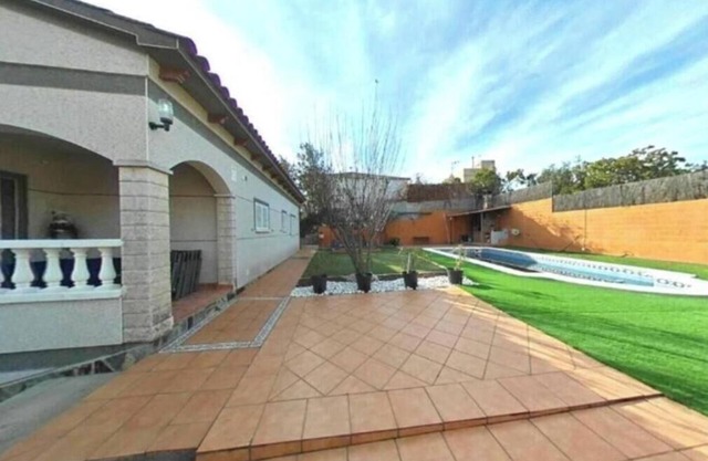 Holiday Home 'Casa Con Piscina De 8-14 Personas' with Private Pool, Private Terrace and Wi-Fi
