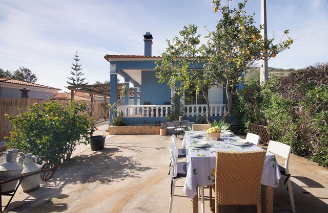 Holiday Home 'Casa Das Buganvilias' with Mountain View, Private Terrace and Wi-Fi