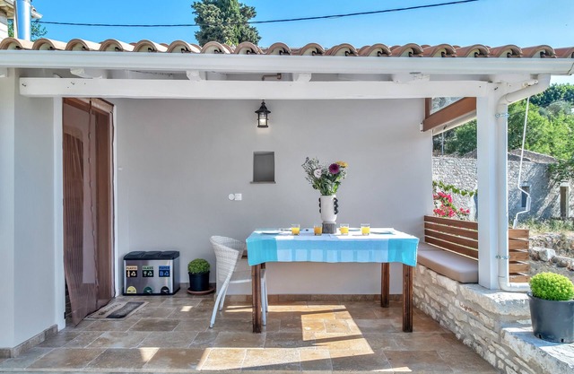 Holiday Home 'Casa De La Vita' with Mountain View, Wi-Fi and Air Conditioning