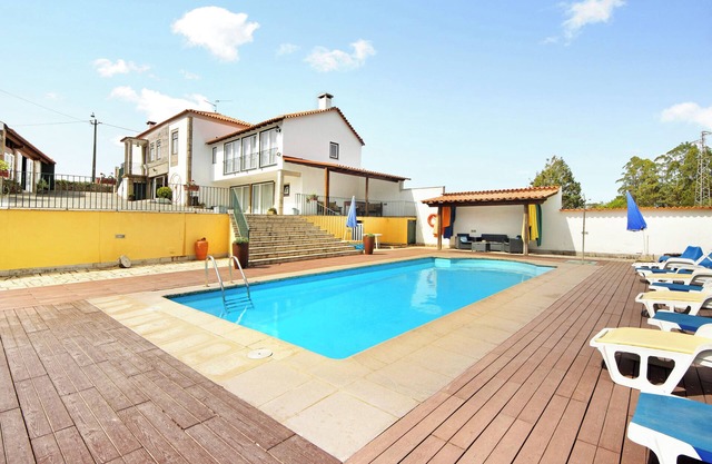 Holiday Home 'Casa De Barqueiros' with Private Pool, Private Terrace and Wi-Fi
