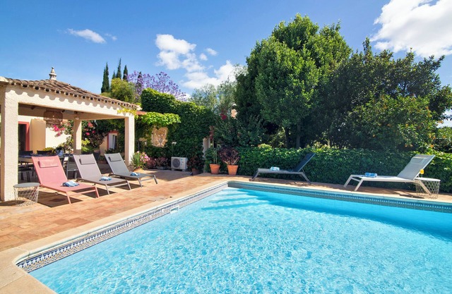 Holiday Home 'Casa Felix Number 1' with Shared Pool, Shared Terrace and Wi-Fi