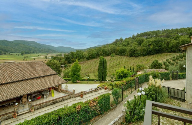 Holiday Home 'Casa Girasole' with Terrace & Wi-Fi