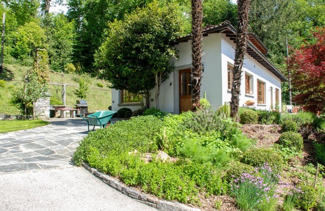 Holiday Home CASA GIRR