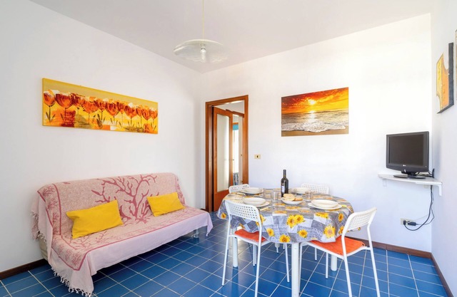 Holiday Home 'Casa Lino 457' a Few Steps from the Sea