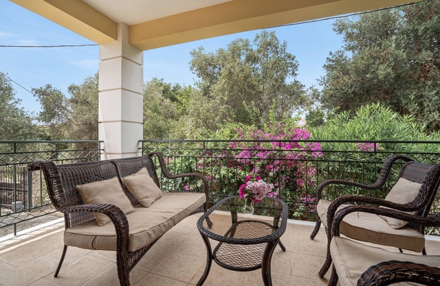 Holiday Home 'Casa Miranda' with Sea View, Wi-Fi and Air Conditioning