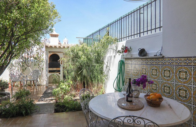 Holiday Home “Casa Tangerina” with Garden & A/C