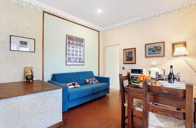 Holiday Home 'Casa Tra Gli Ulivi Vicino Al Mare' with Mountain View, Wi-Fi and Air Conditioning