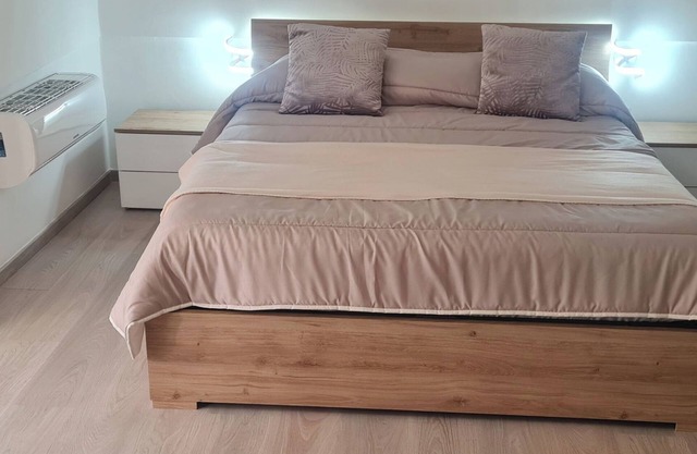Holiday Home 'Casa Vacanza Paradiso' with Sea View, Wi-Fi and Air Conditioning