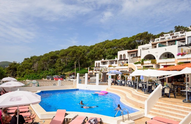 Holiday Home "Casita en Cala Llonga" with Sea View, Shared Garden & Pool