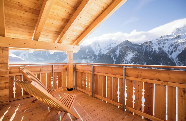 Holiday Home "Chalet Henne-Hochgruberhof" in Idyllic Mountain Location with Own Sauna