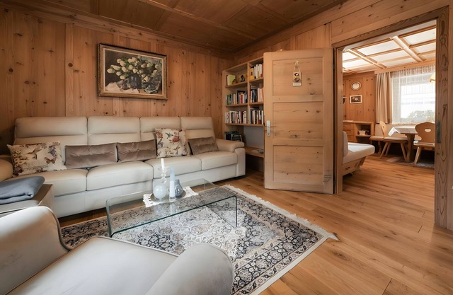 Holiday Home 'Ciasa Ilda - Charming House' with Balcony and Wi-Fi