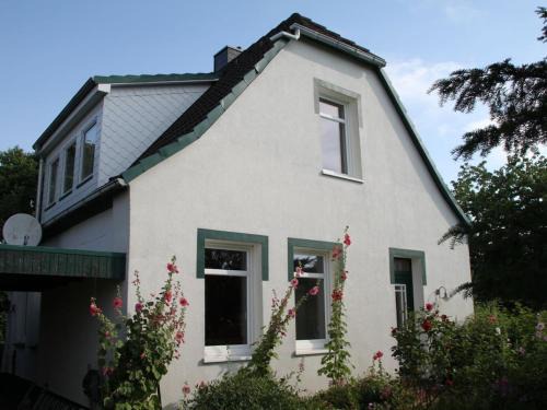 Holiday home Cottage am Rhin