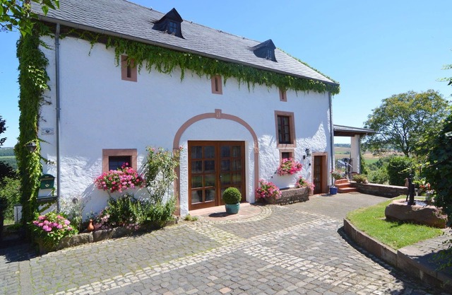 Holiday Home in Ittel near Hiking Trails