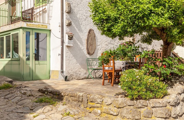 Holiday Home Destinazione Paradiso with Mountain View & Garden