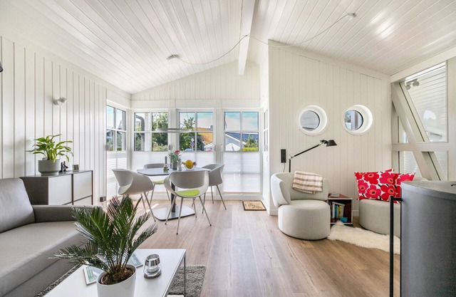 Holiday Home 'Die Sieben' with Lake View, Shared Terrace and Wi-Fi