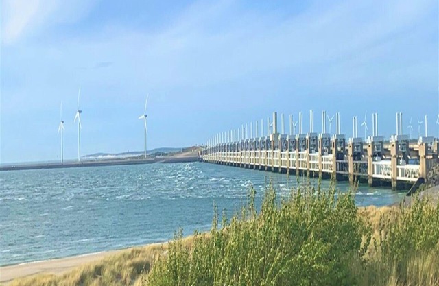 Holiday home directly on the Veerse Meer
