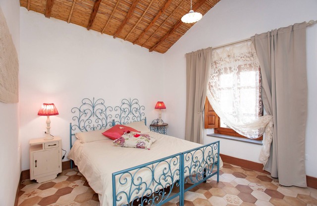 Holiday Home "Domo Bangone" with Shared Terrace & Wi-Fi